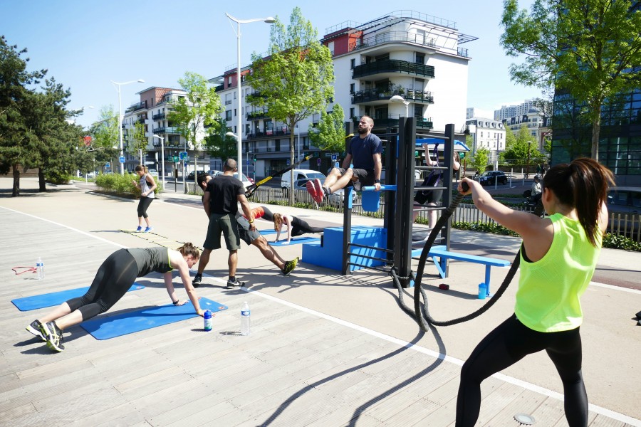 Découvrir le street workout : un sport poids du corps en plein air