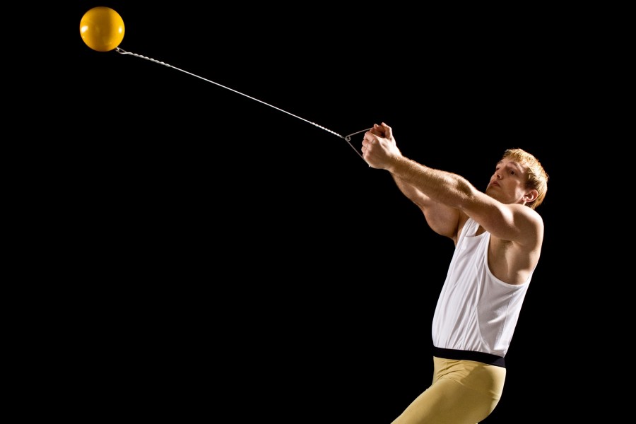 Qu'est-ce que le lancer de marteau en athlétisme ?