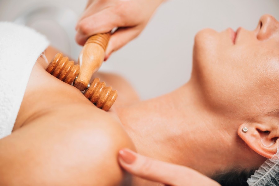 Quels sont les effets relaxants du massage ayurvédique sur le corps et l'esprit ?